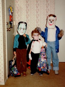 That's me on the right, with my brothers, circa 1989.